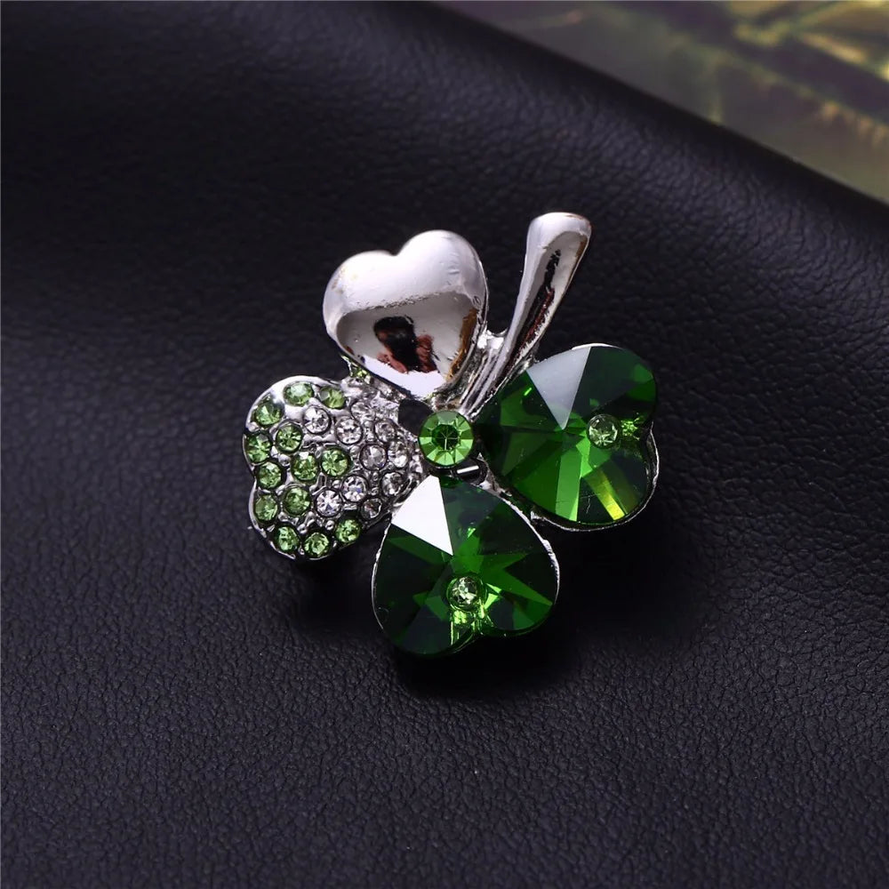 women`s day gift new factory Wholesales Austrian Crystal four leaf clover Brooch women accessories fashion jewelry 9554
